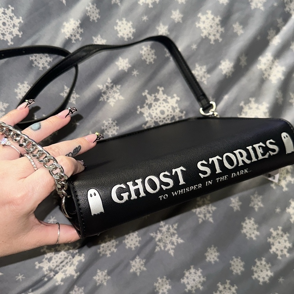 Halloween ghost stories book purse ๐ป๐ป๐ป๐ป๐๐ - Picture 3 of 6